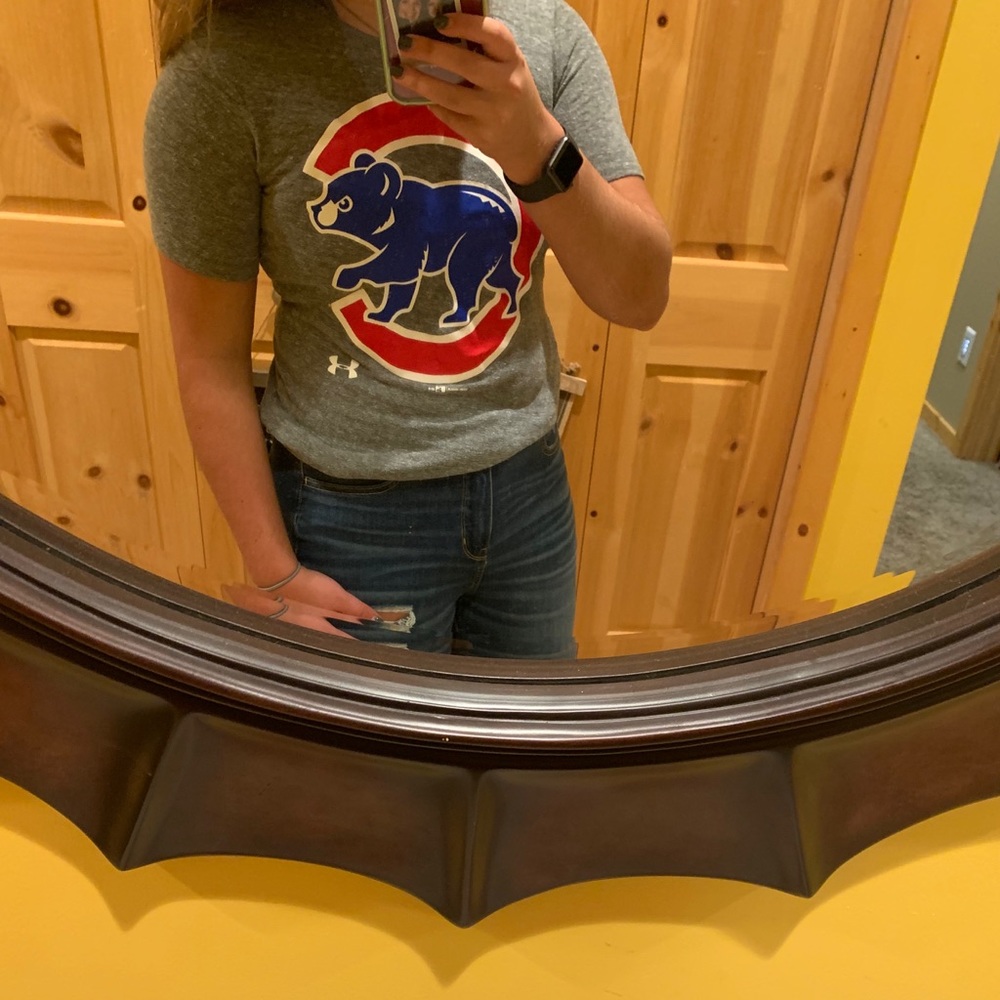 Women’s Under Armour XS Cubs Tee